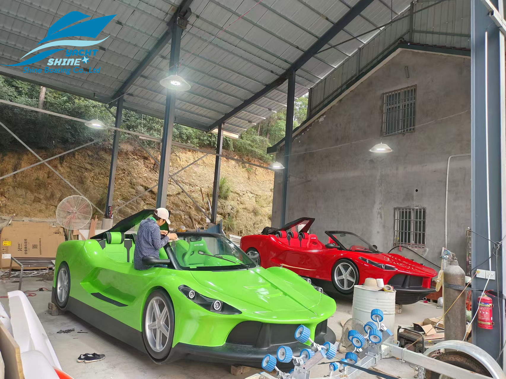 Ferrari Jet car boat (4)