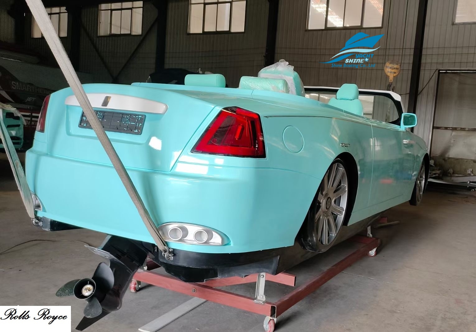 0Rolls Royce Back Look_副本