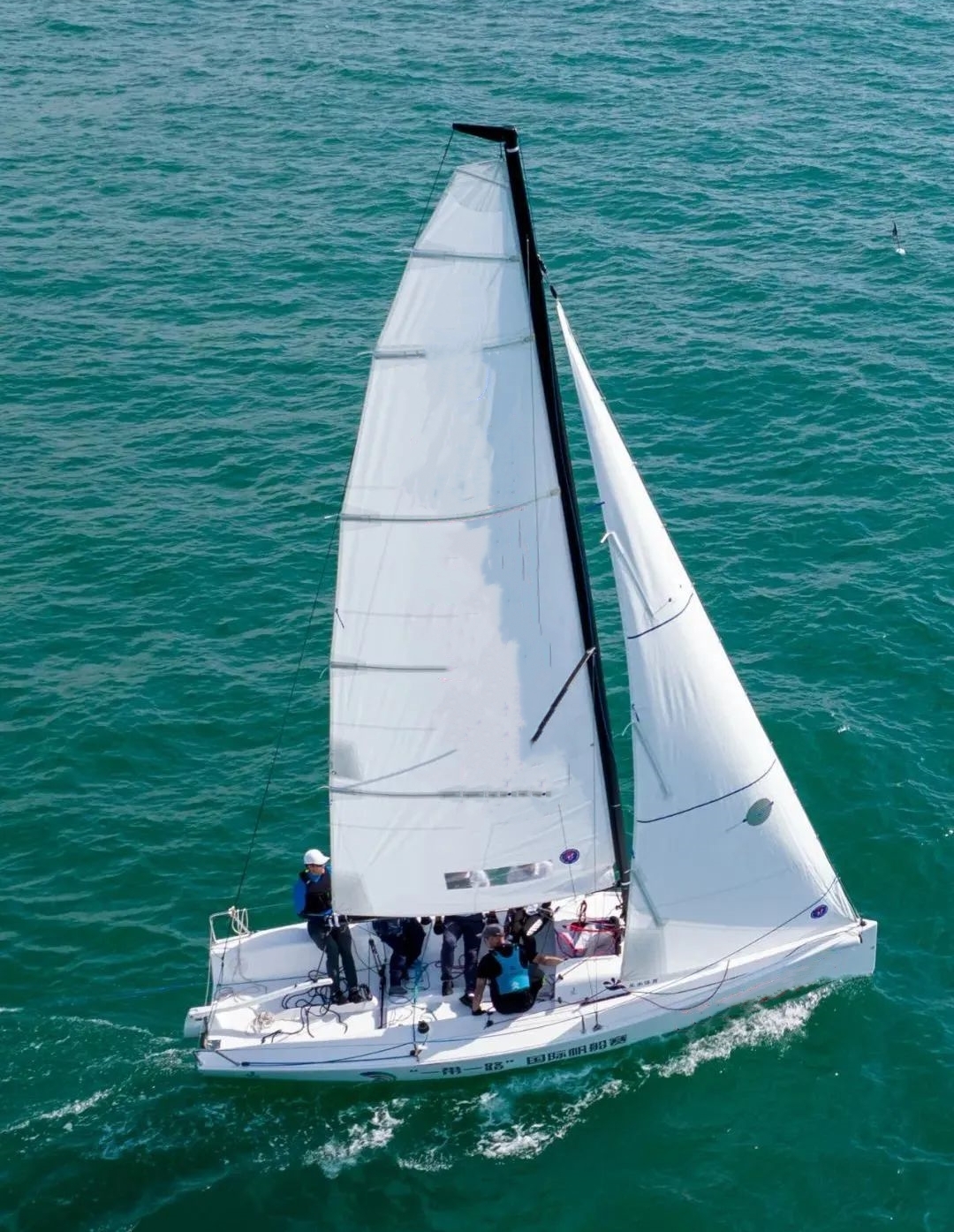 J70 (2)