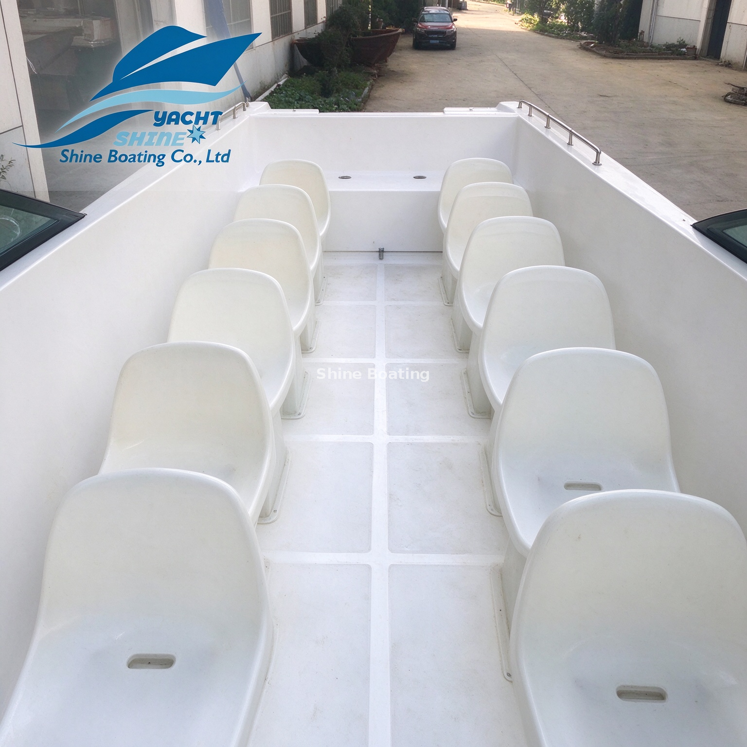 SHINE 730 Fiberglass Boat Passenger Seating Layout with Multiple White Seats